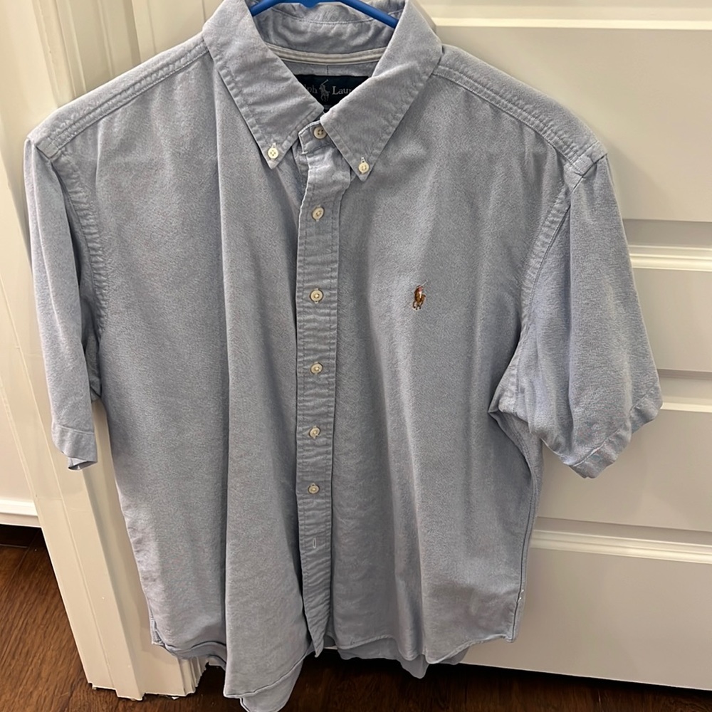 Ralph Lauren polo mens blue short sleeve button down. Large. Classic fit